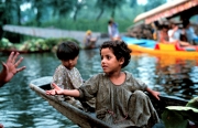 Kashmir - Boy Begging on Shikara