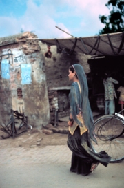 India - Girl in Black in Agra